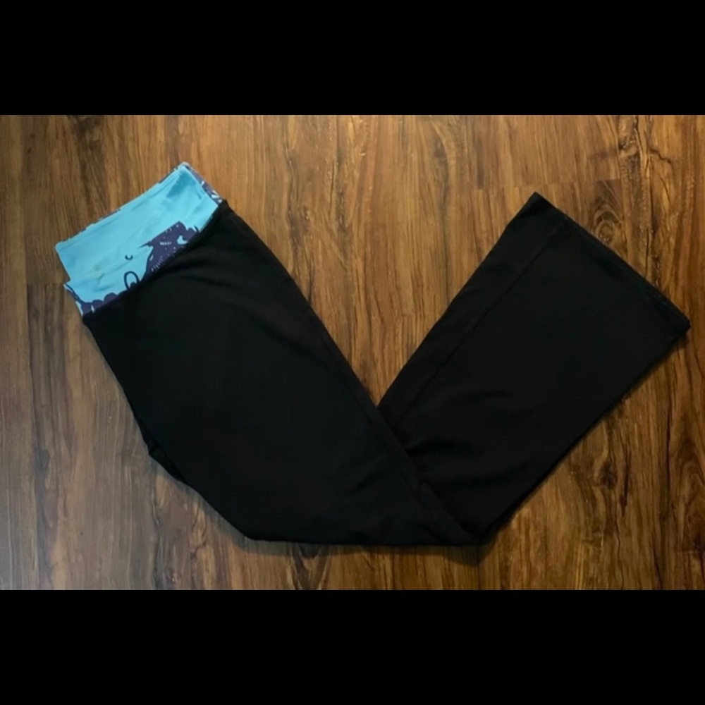 Woman's EXPRESS Black Athletic Pants Bottoms Rhinestones Cotton Blend Size XL.